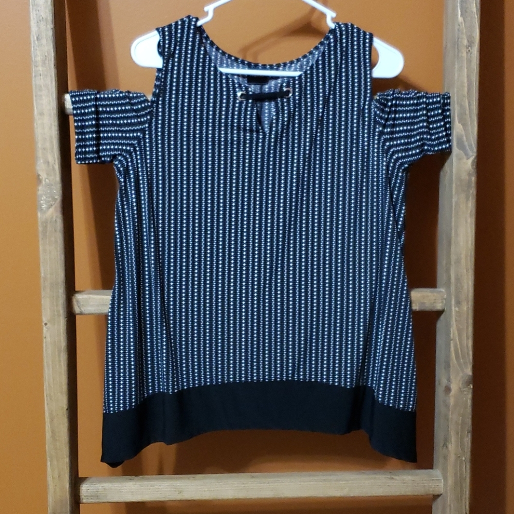 Black and white printed blouse